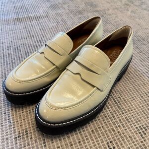 Women’s Franco Sarto Patent Ivory Loafers, Size 7.